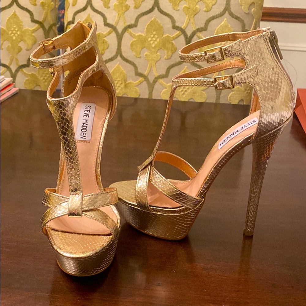 Steve Madden formal high-heeled shoe